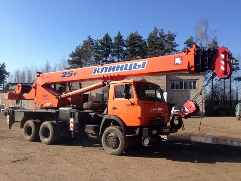 3. Автокран 25 тонн 28 метров